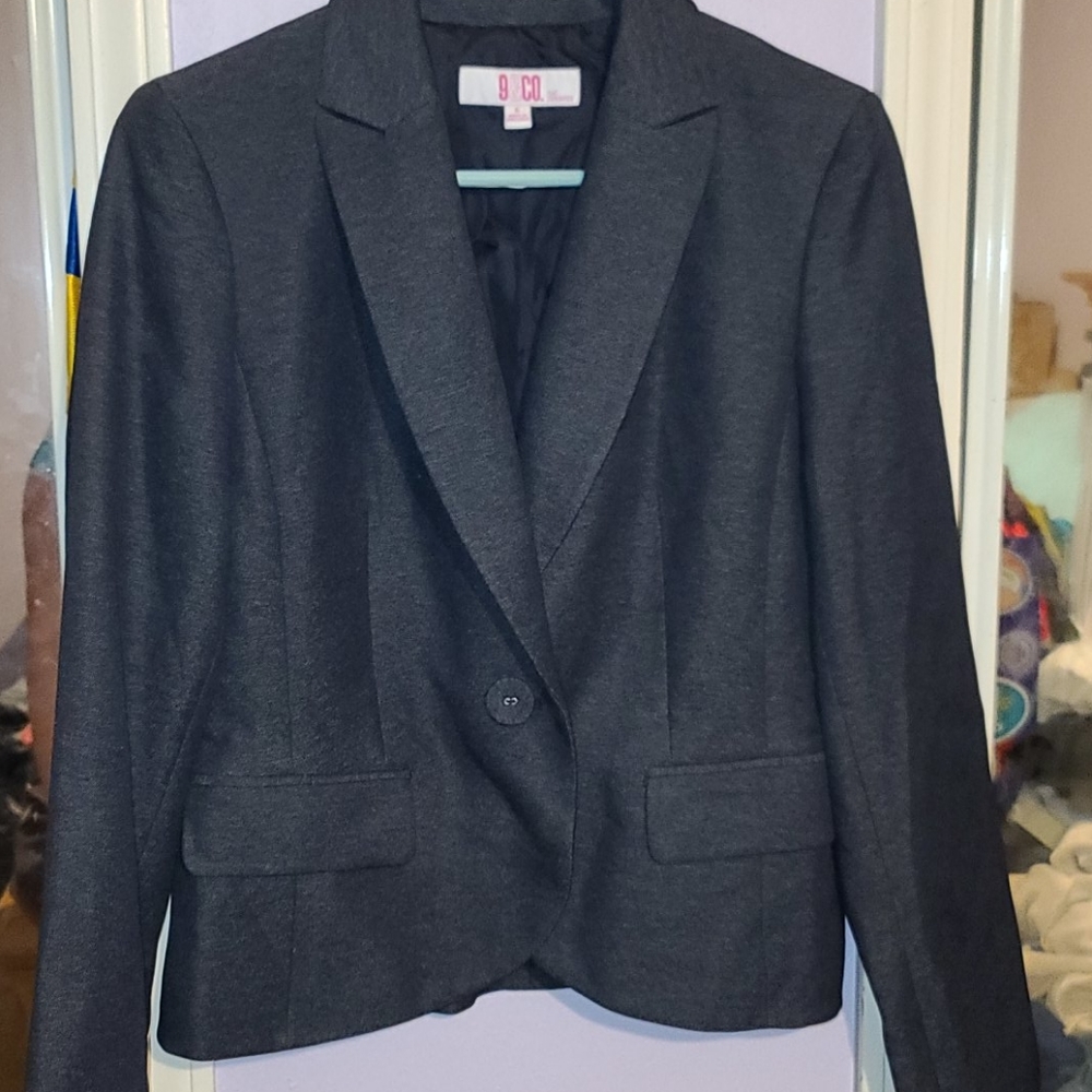 9&co Navy one button women's blazer size 6